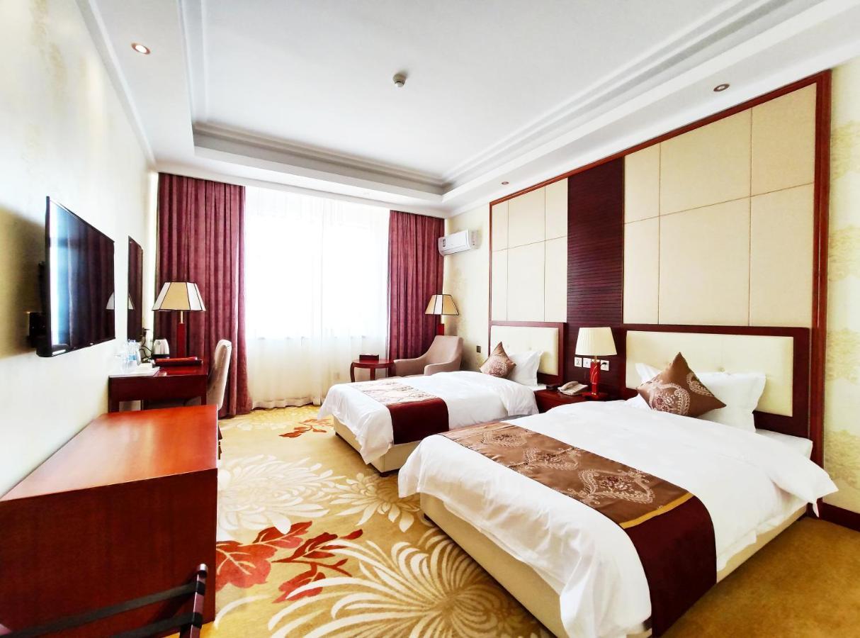 Golden Peacock Hotel Blantyre Eksteriør billede